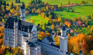 Ghé thăm lâu đài Neuschwanstein - thế giới cổ tích của Đức