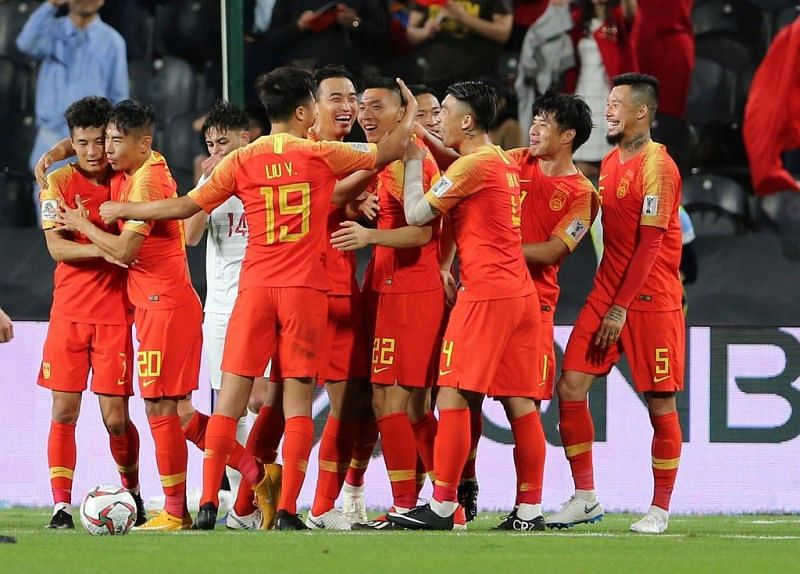 Các tuyển thủ Trung Quốc thi đấu khá ổn ở hiệp đầu