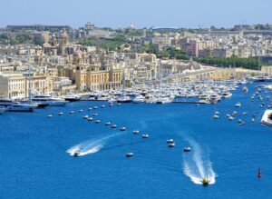 Xách ba lô lên và đi Malta - quốc đảo đẹp nhất Châu Âu